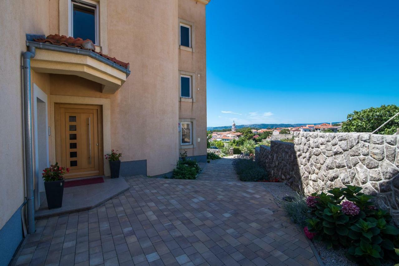 Franko & Ana Apartments Krk Town Luaran gambar