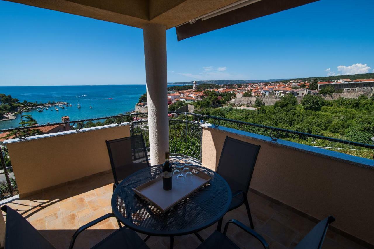 Franko & Ana Apartments Krk Town Luaran gambar