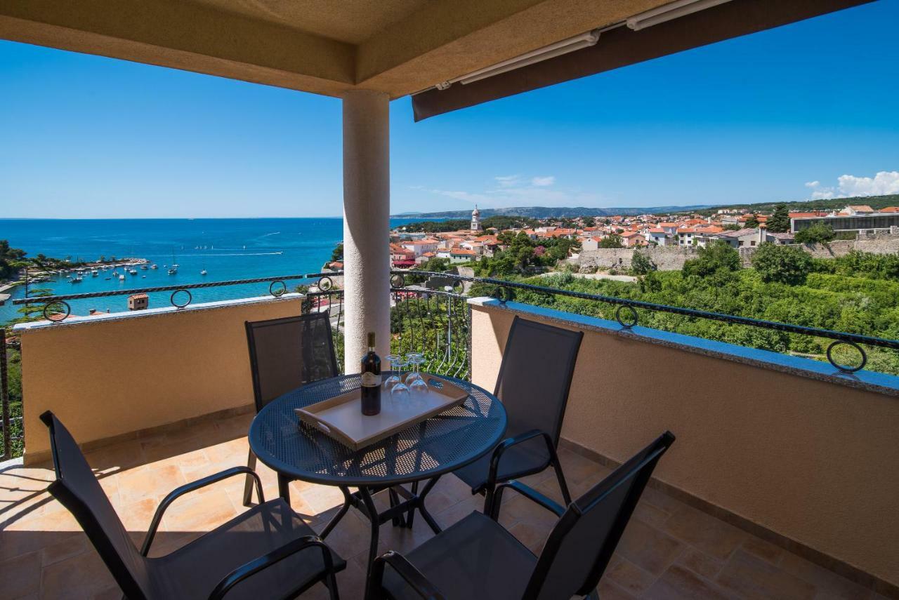Franko & Ana Apartments Krk Town Luaran gambar