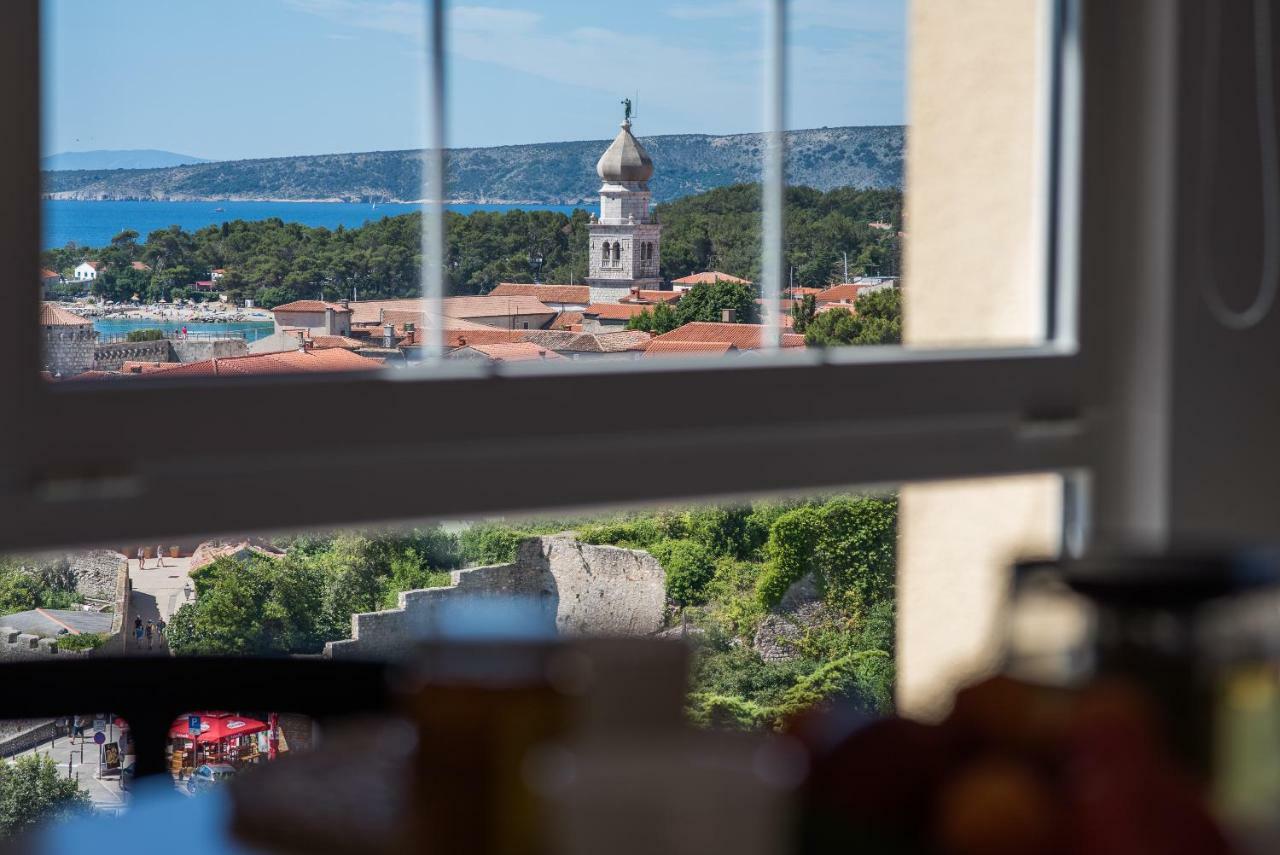 Franko & Ana Apartments Krk Town Luaran gambar