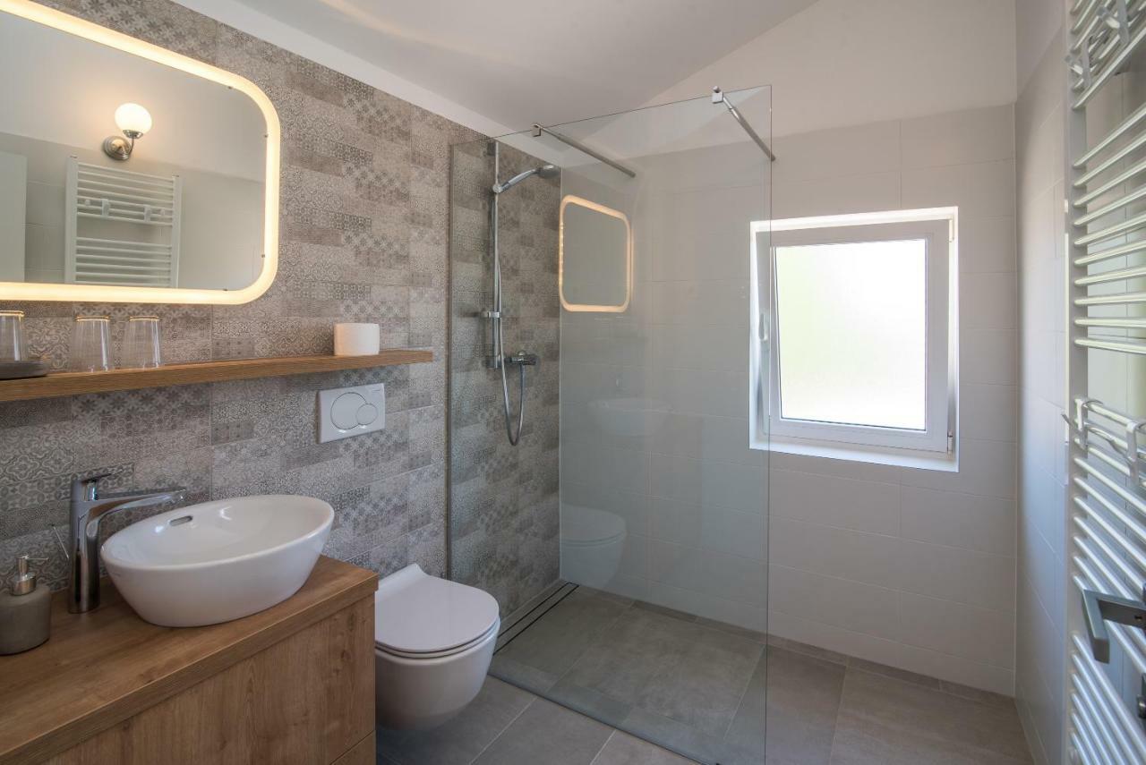 Franko & Ana Apartments Krk Town Luaran gambar