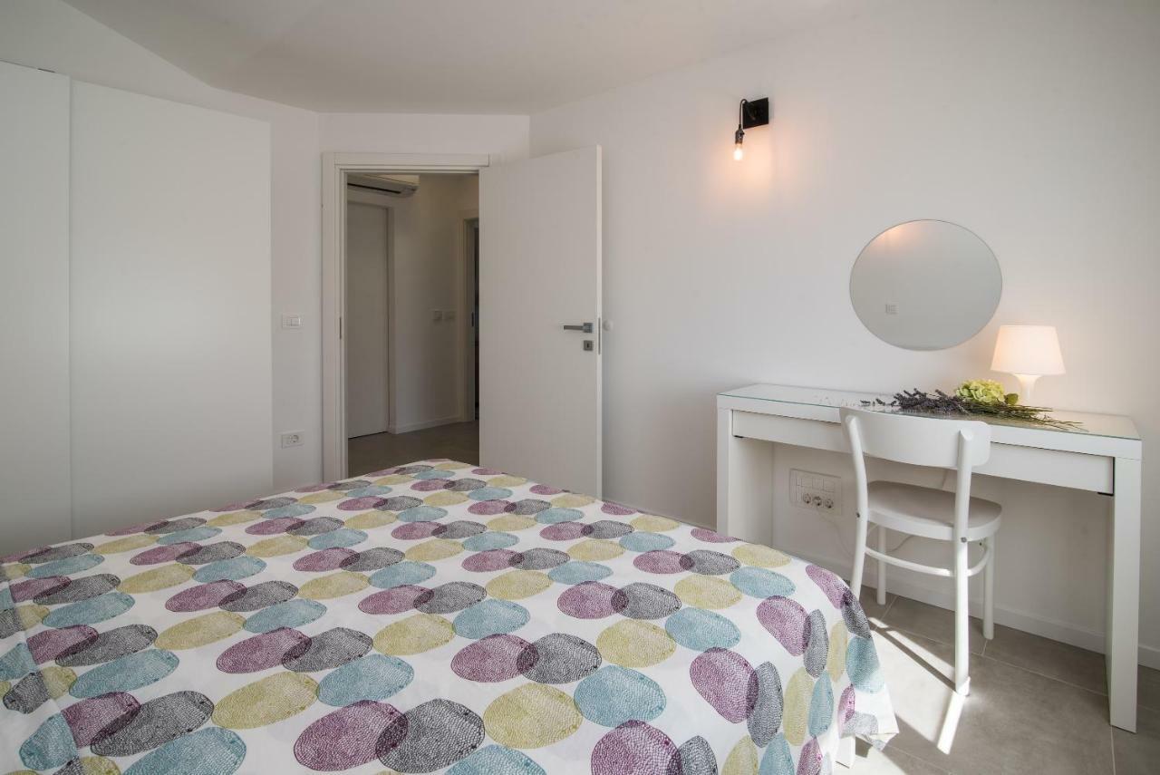Franko & Ana Apartments Krk Town Luaran gambar